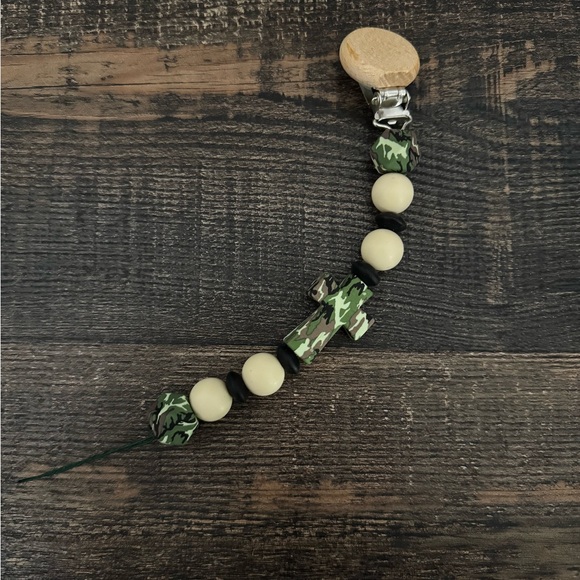 Colorful Beaded Pacifier Clips - Picture 3 of 15